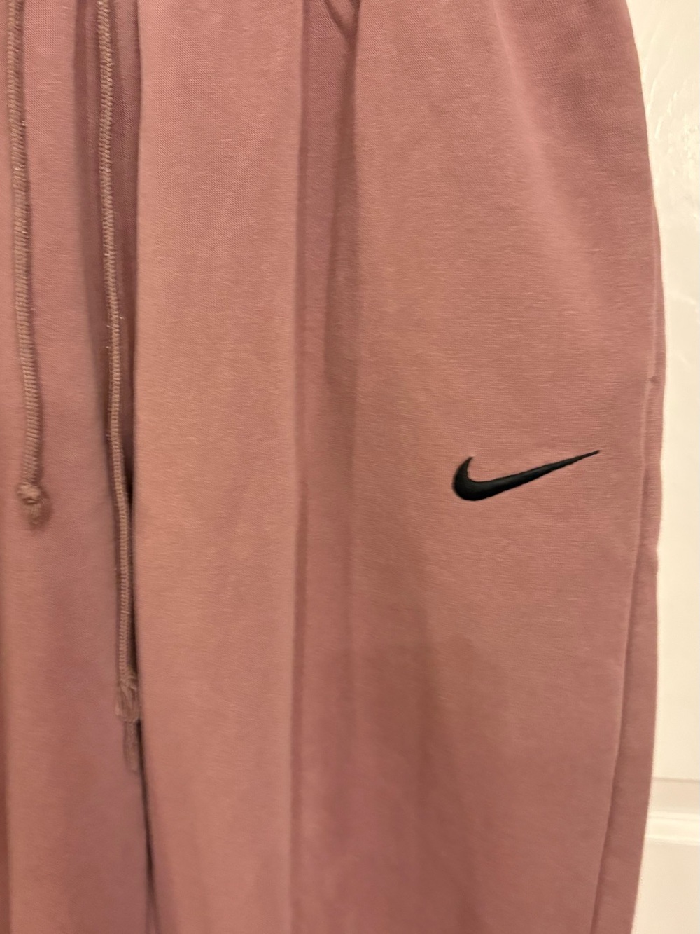 Nike Mauve Dusty Rose Pink Fleece Jogger Sweatpants Size M - Picture 3 of 7